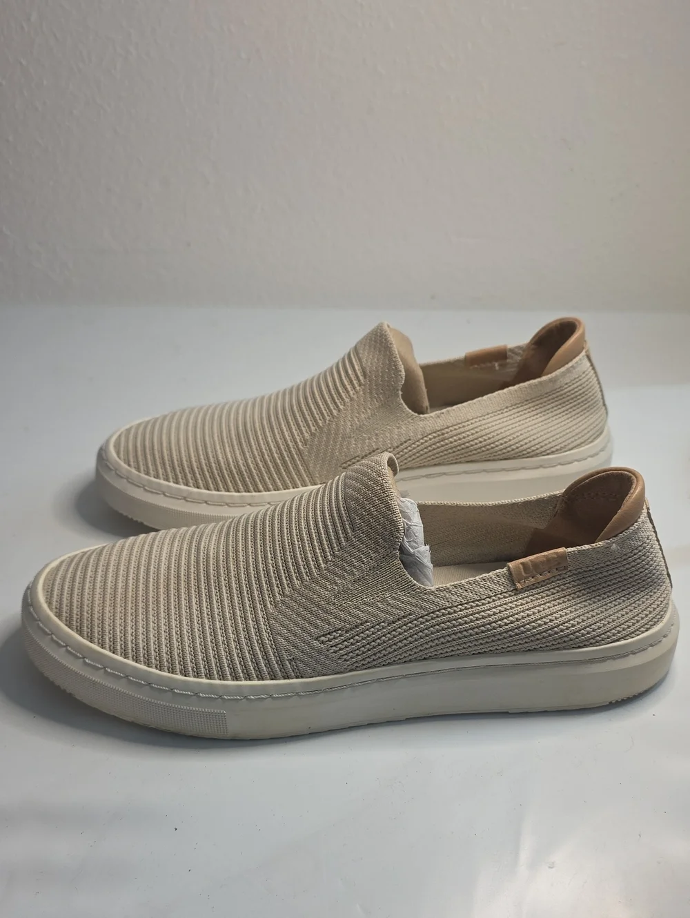 UGG ALAMEDA SAMMY IN SEA SALT KNIT-UPPER SLIP-ON LOAFERS LADIES 8.5 VGUC 1136841